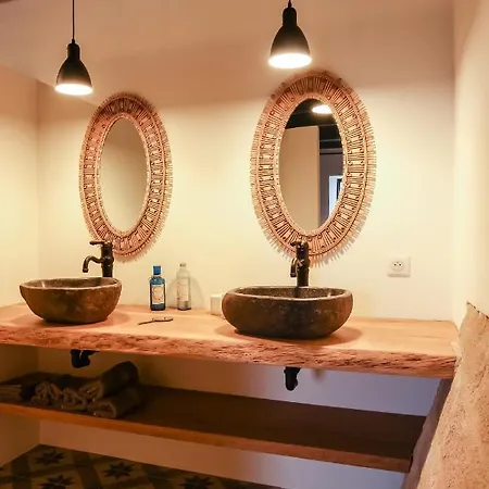 Bed & Breakfast La Maison D'aime Saint-Quentin-la-Poterie