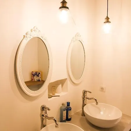 Bed & Breakfast La Maison D'aime *