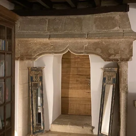 La Maison D'aime Saint-Quentin-la-Poterie