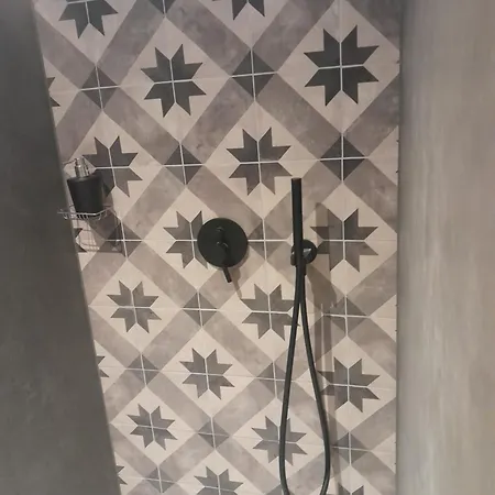 فندق مبيت وإفطار La Maison D'aime - Demeure De Caractere Du Xiie Siecle 4*