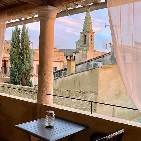 Bed & Breakfast La Maison D'aime - Demeure De Caractere Du Xiie Siecle 4*