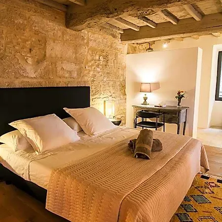 La Maison D'aime - Demeure De Caractere Du Xiie Siecle فندق مبيت وإفطار