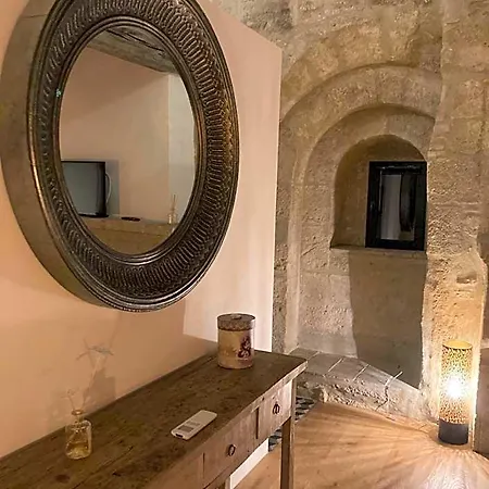 B&B La Maison D'aime - Demeure De Caractere Du Xiie Siecle 생-쿠앵탕-라-포테리